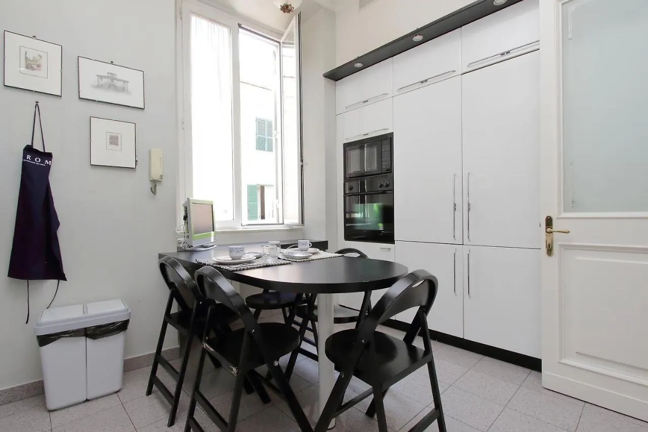 Apartamento Vatican House Via Terenzio Roma Italia